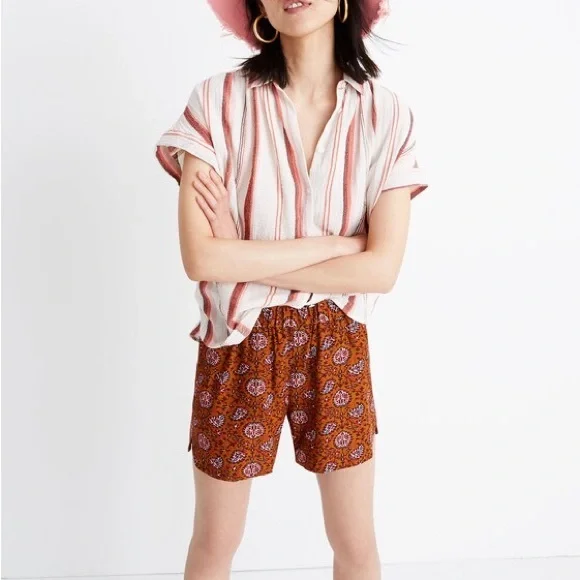 Drapey Pull-On Shorts in Warm Paisley - Picture 2 of 10